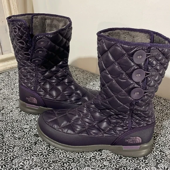 NWOT - The North Face Thermoball women’s boots size 9 color purple - Picture 4 of 12